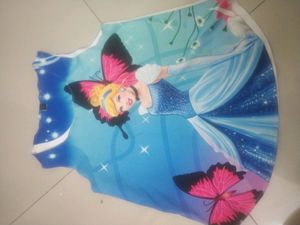 Girl&#39;s Barbie Top