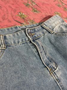 URBANIC DAMAGED JEANS