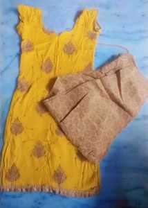 The Women&#39;s Churidar
