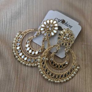 Elegant Gold Tone Floral Drop Earrings