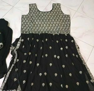 New Naira Suit Black