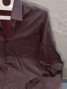 Fine Patterned Shirt