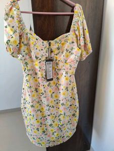 5 New Floral Print Black Dress