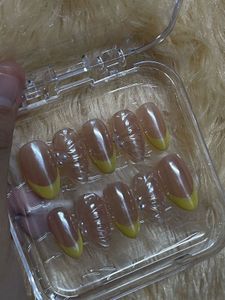 Press-On Nail Set Hand Made