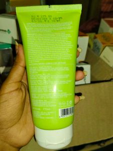Derma Co 15% Vit C Serum + Dot And Key Facewash