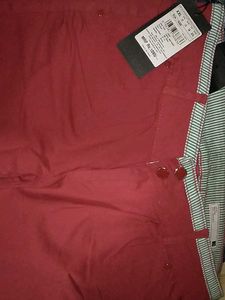 Red Capri Mid Waist