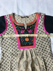 Women&#39;s Short Kurti By Srishti Brand, Size M