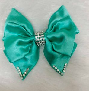 butterfly bow any one for 99