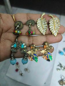 Earings And Hair Pins