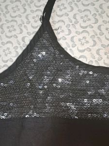 ELLIZA DONATEIN BLACK SEQUIN SPAGETTI TOP