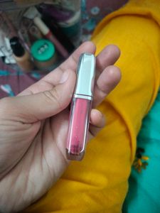 Faces Canada Beyond Shine Lipgloss Lipstick