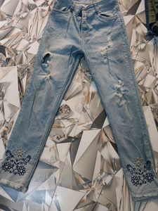 good jeans hai koi problem nahi ha