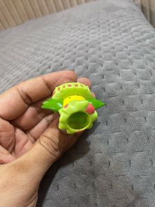 Pokemon Carnivine Figure