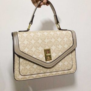 Old Money Luxurious Beige Patterned Handbag