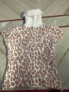 Designer Off White Cream Have Sleeve Sweater