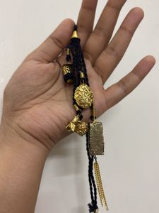 Quartz pendant necklace