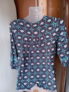 Stylish top