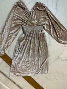 Elegant Golden Velvet Dress