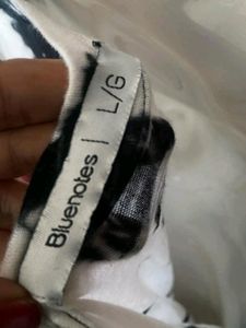 White &amp; Black Tie/Die Top
