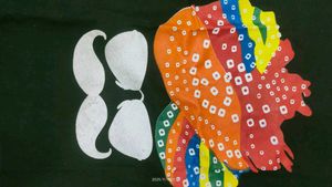 Graphic Print Tee Black