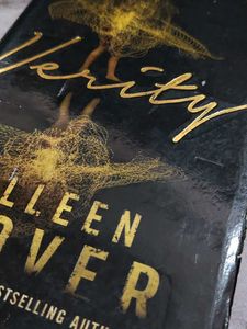 Famous Thriller Book VERITY by Colleen Hoover