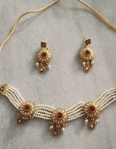 Choker set  रॉयल मोती कुंदन चोकर सेट