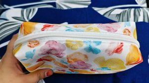 Mac Flower Pouch