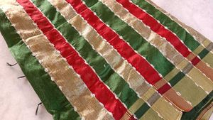 Striped Red Green Saree 🛍️