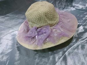 Vintage-Inspired Woven Hat with Lavender Detail
