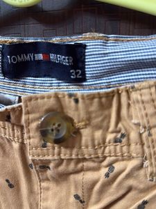 Printed Khaki Shorts
