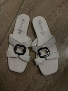 White Zudio Slides