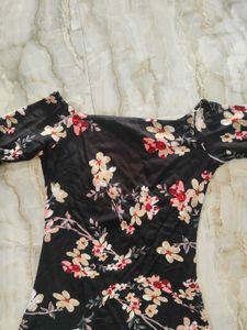 Floral Print Off-Shoulder kurti