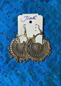 Black Metal Sliver Earring
