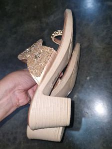 Elegant Gold Toe Ring Flats