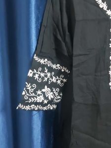 Embroidered Black Tunic Top🌺💗