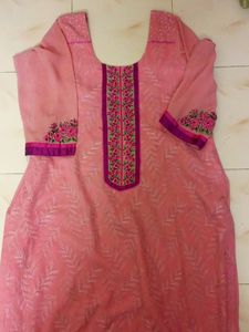 Pink Embroidered Kurta 💓👀