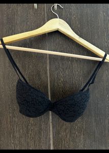 2 H&amp;M Black &amp; White Lace Bra