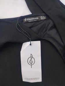 Stradivarius Tank Cutout Top