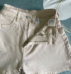 H&amp;m Curvy Fit Stretch Shorts