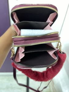 Mobile sling bag