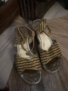 Sandals Heels Platform Golden Rarely Used