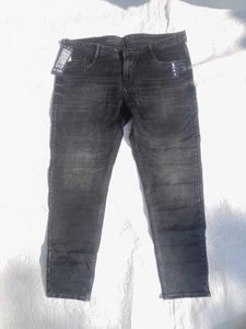 R-Tone Gray Denim (40) size  Jeans.