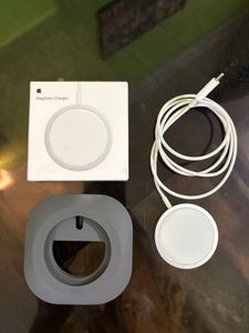 Apple MagSafe Charger