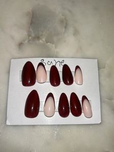 Press-On Nail Set