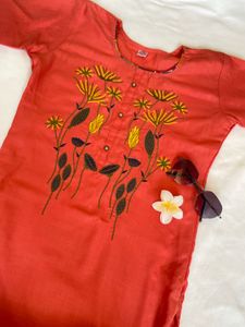 Floral Embroidered Kurta