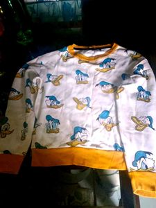 Donald Duck Print Sweatshirt