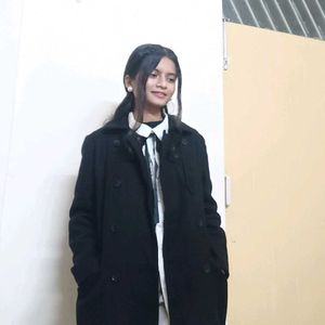 Classic off white lacy shirt