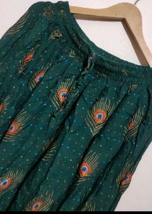 Dark Green Skirt Peacock 🦚pankh Print 30 Waist