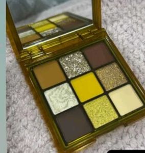 Huda Toffe Brown Eye Shadow Original