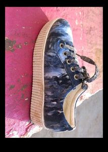 Stylish Blue Sneakers